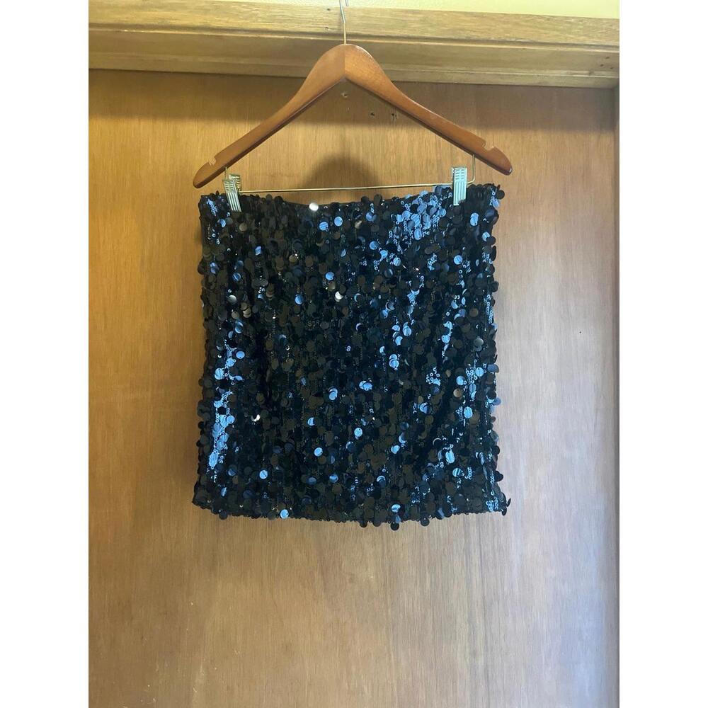 Women's DKNY black sequin skirt size large